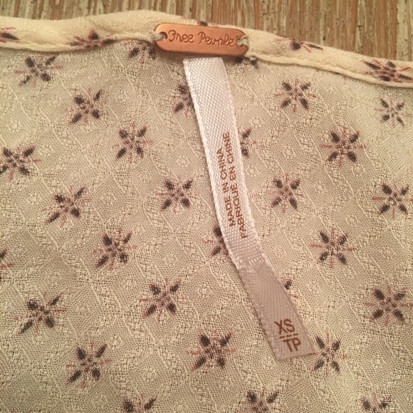 SOLD Free People Blouse- XS - Picture 3 of 4